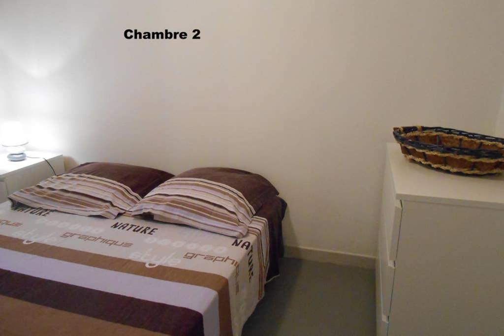 Apartment Particulier Loue T3 En Rez De Jardin A 30 Metres De La Avec Un Double Box La Ciotat
